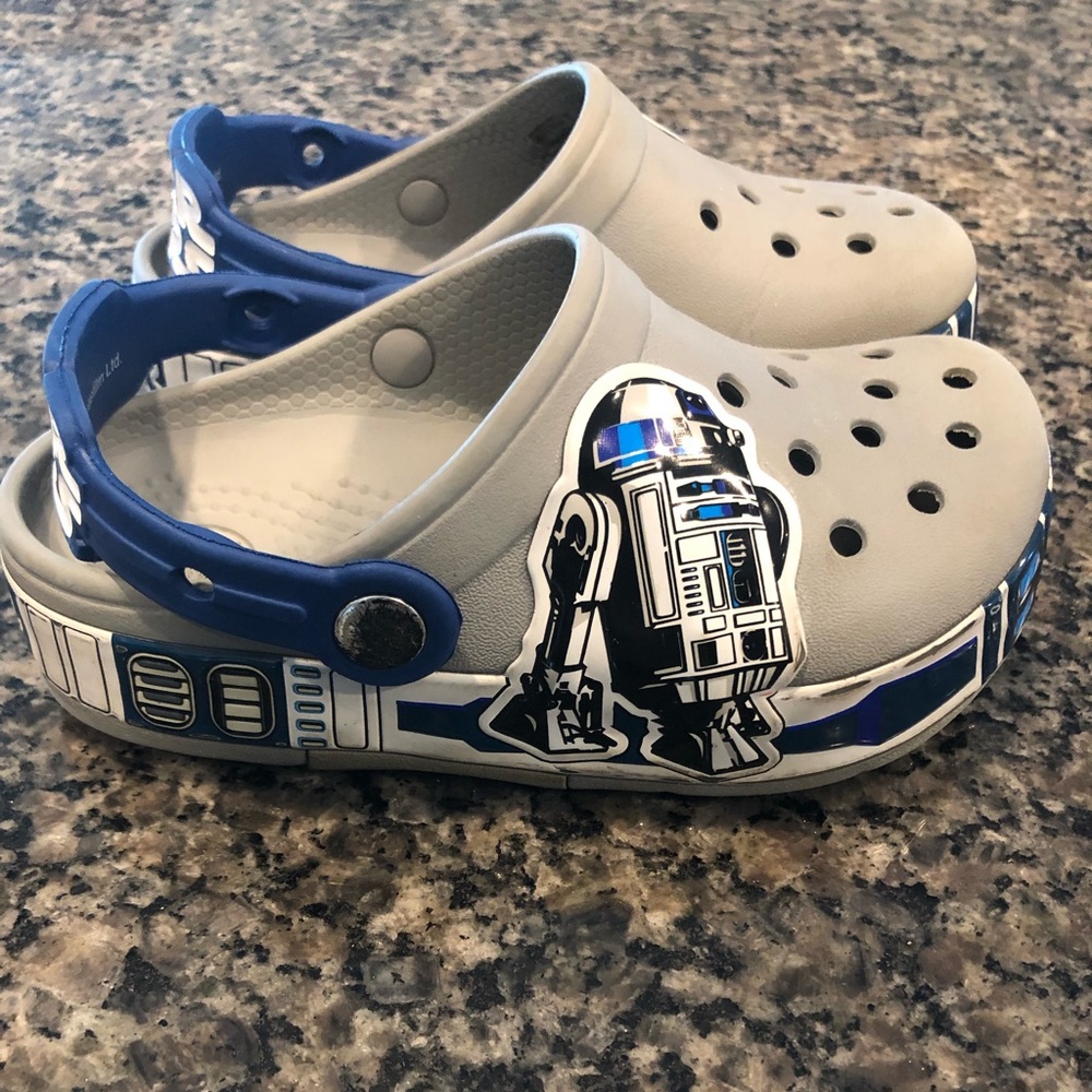 CROCS Star-wars R2-D2 size C11